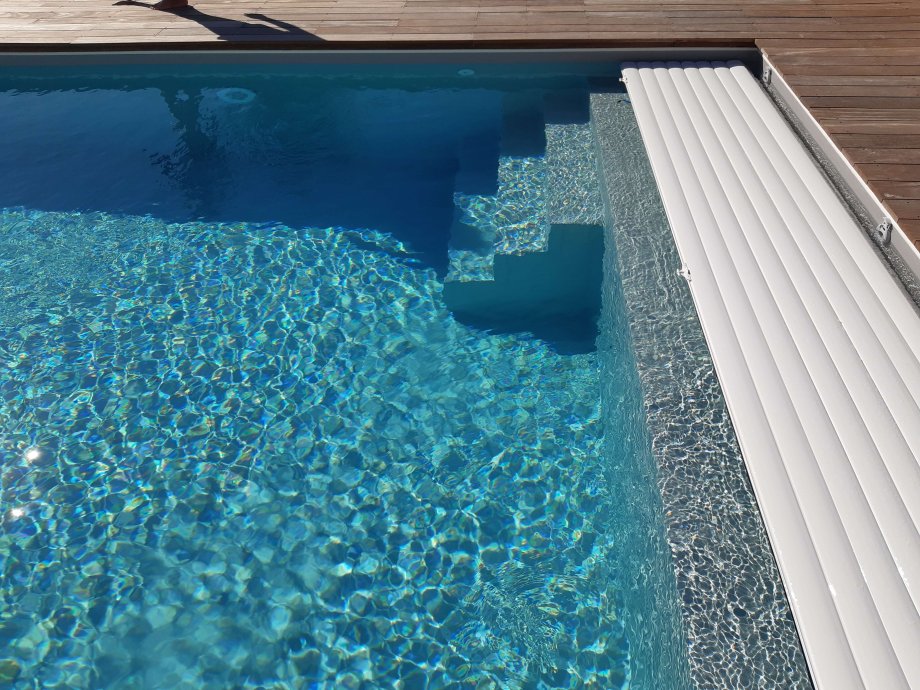 volet immergé pour piscine
